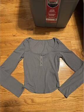 Dazy Brand Gray Longsleeve Size L